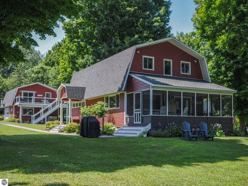 7834 Darmon Pl, Central Lake, MI, 49622-9422 | Card Image