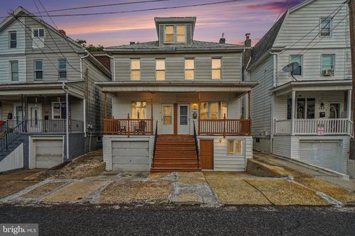 163 Schuylkill Ave, SHENANDOAH, PA, 17976-1338 | Card Image