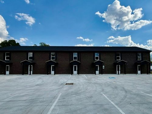 b10-710 Sw Atlantic St, Tullahoma, TN, 37388-4405 | Card Image