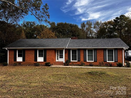 1332 N Dobys Bridge Rd, FORT MILL, SC, 29715-7653 | Card Image