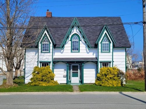 20 North St, Lockeport, NS, B0T1L0 | Card Image