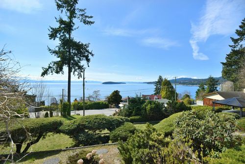 5218 Sunshine Coast Highway, Sechelt, BC, V7Z0C1 | Card Image