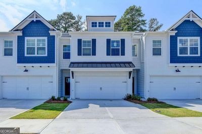 2535 Riverside Road, Townhouse with 3 bedrooms, 2 bathrooms and null parking in Conyers GA | Image 1