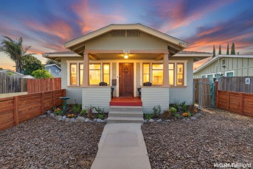 921 W 24th St, San Pedro, CA, 90731-5711 | Card Image