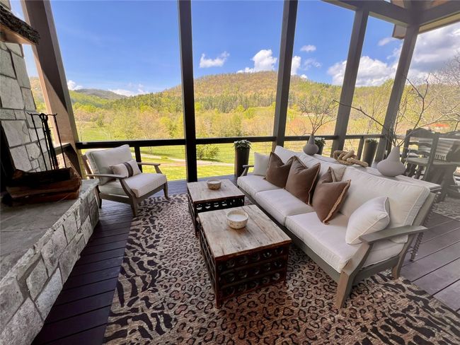 207 Comanche Rd, House other with 4 bedrooms, 4 bathrooms and null parking in Cullowhee NC | Image 8