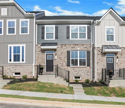 978 Sugar Vista Cir, Sugar Hill, GA, 30518-7877 | Card Image