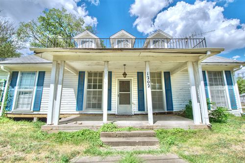 1202 Tyler, Thornton, TX, 76687-2419 | Card Image