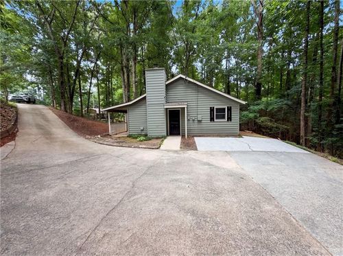 9315 Dogwood Pl, Gainesville, GA, 30506-5810 | Card Image
