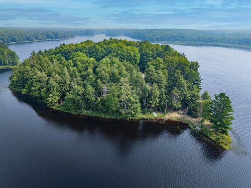 8009 Peltonen Rd, Hurley, WI, 54534 | Card Image