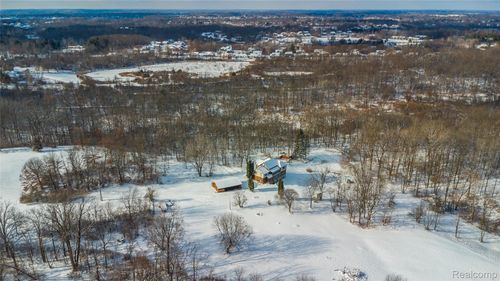 1191 Gage Rd, Holly, MI, 48442-8334 | Card Image