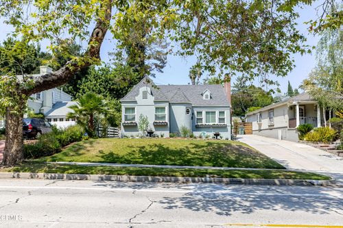 1541 La Loma Rd, Pasadena, CA, 91105-2428 | Card Image