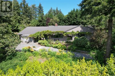 130 Chu An Dr, House other with 3 bedrooms, 3 bathrooms and 2 parking in Salt Spring Island BC | Image 1