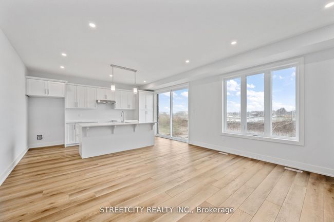 33 Lucas Rd, House other with 3 bedrooms, 3 bathrooms and 2 parking in St. Thomas ON | Image 7