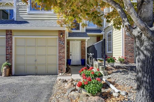 2124 Palm Dr, Colorado Springs, CO, 80918-7825 | Card Image