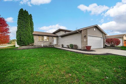 1409 Independence Dr, Hobart, IN, 46342 | Card Image