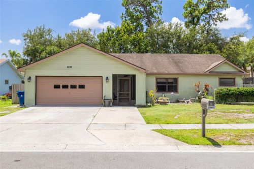 2232 Colonial Blvd W, PALM HARBOR, FL, 34683-2207 | Card Image