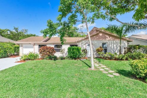 14915 Pepper Mill Ln, Delray Beach, FL, 33484-8414 | Card Image