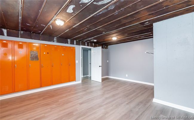 715 Valley View Trce, Home with 4 bedrooms, 3 bathrooms and null parking in New Albany IN | Image 53