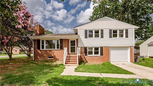 1807 F St, West Point, VA, 23181-9617 | Card Image