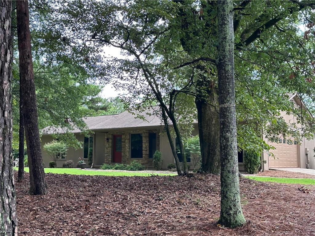 J White Rd, Oakwood, GA 30566