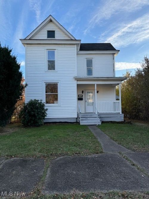 1113 9th St, Moundsville, WV, 26041-2206 | Card Image