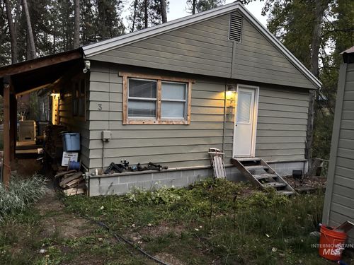 3 Valleyview Hts, Garden Valley, ID, 83622-5235 | Card Image