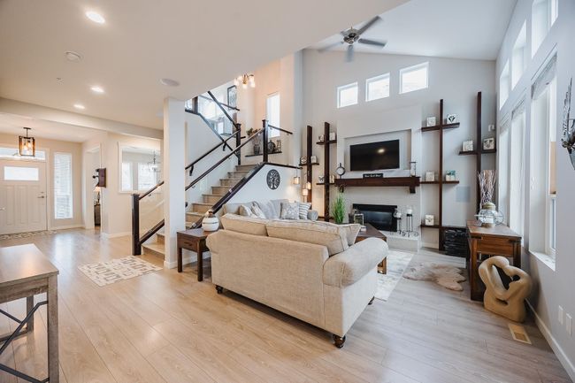 24409 113a Ave, House other with 4 bedrooms, 4 bathrooms and 6 parking in Maple Ridge BC | Image 11