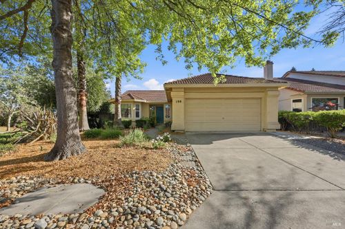 198 Valencia Way, Windsor, CA, 95492 | Card Image