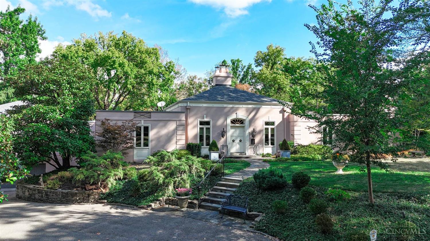 Garden Pl, Cincinnati, OH 45208