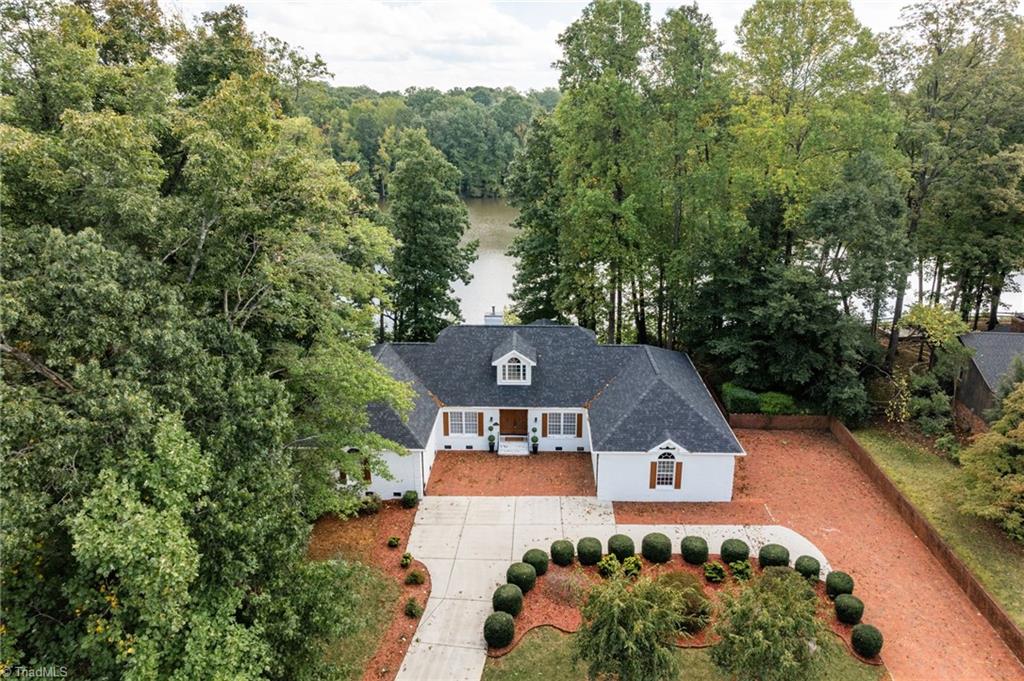 Willoughby Blvd, Greensboro, NC 27408