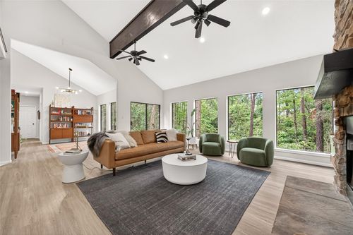 41 Creek Forest Ln, Conroe, TX, 77384-3111 | Card Image