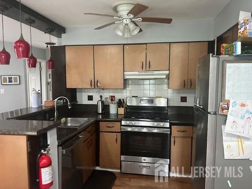 30 Lear Ct, East Brunswick, NJ, 08816-1850 | Card Image