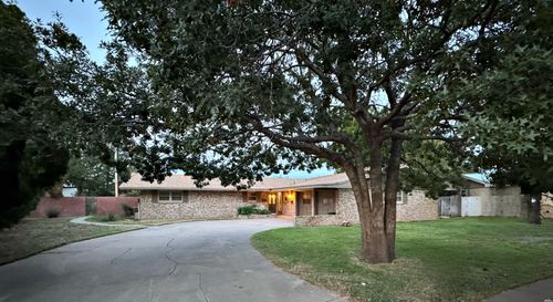 205 Floyd Golden Cir, Portales, NM, 88130-7030 | Card Image