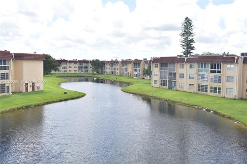 305-8861 Sunrise Lakes Blvd, Sunrise, FL, 33322-1485 | Card Image
