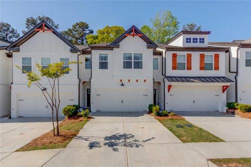 39 Auburn Valley Way, Auburn, GA, 30011-5006 | Card Image