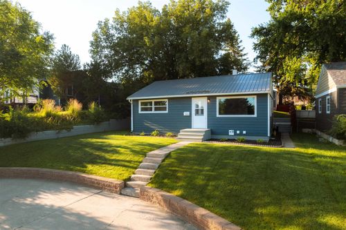 1106 Omaha St, Belle Fourche, SD, 57717-2123 | Card Image