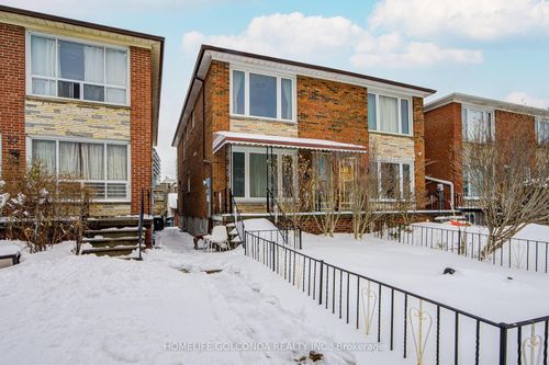 59 Wolseley St, Toronto, ON, M5T1A4 | Card Image