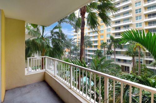 407-700 E Boynton Beach Boulevard, Boynton Beach, FL, 33435 | Card Image