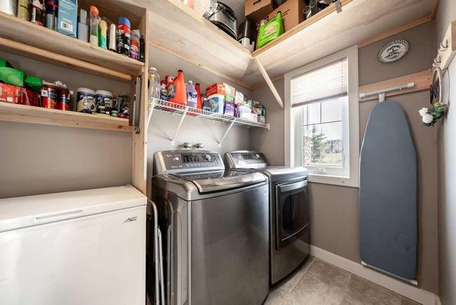 36 Westridge Rd, House other with 4 bedrooms, 4 bathrooms and 3 parking in Okotoks AB | Image 6