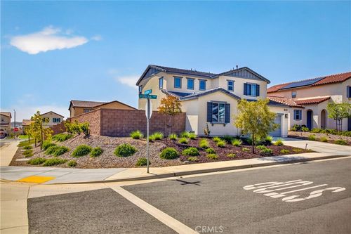 11621 Verbena Way, Beaumont, CA, 92223-6291 | Card Image