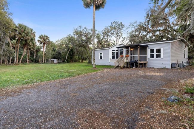 3863 E State Road 46, House other with 3 bedrooms, 2 bathrooms and null parking in GENEVA FL | Image 25