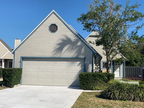 108 N Lake Cir, St Augustine, FL, 32084-1749 | Card Image