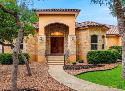 8415 Wild Wind Park, House other with 3 bedrooms, 2 bathrooms and null parking in San Antonio TX | Image 1