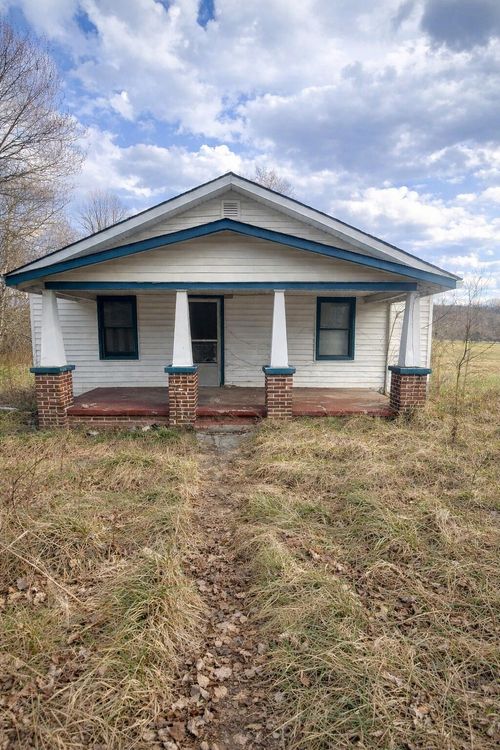 694 N Kentucky 830, Corbin, KY, 40701 | Card Image