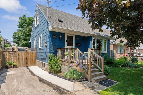 49 Eaton Pl, Hamilton, ON, L8H1N8 | Card Image
