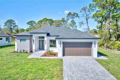 419 Volvo Ave, SEBRING, FL, 33872 | Card Image