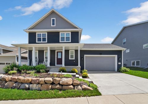 909 Quaking Aspen Rd, Verona, WI, 53593-8730 | Card Image