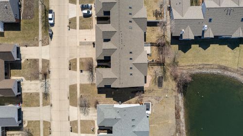 2517 Pembrook Pt, Champaign, IL, 61821-6949 | Card Image