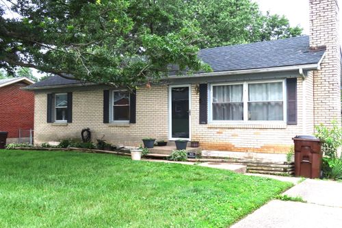 4028 Foxe Basin Rd, Lexington, KY, 40515-4605 | Card Image
