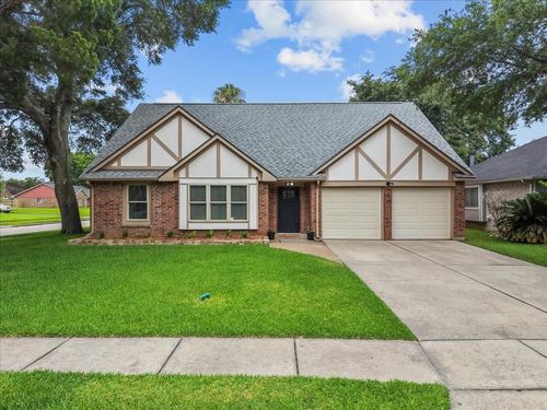423 Starborrough Dr, League City, TX, 77573-5931 | Card Image